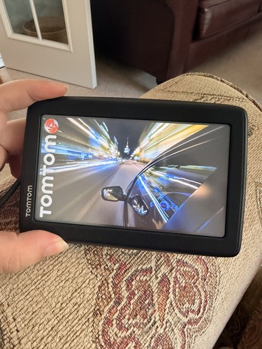 Navigatore satellitare tomtom - navigatore,